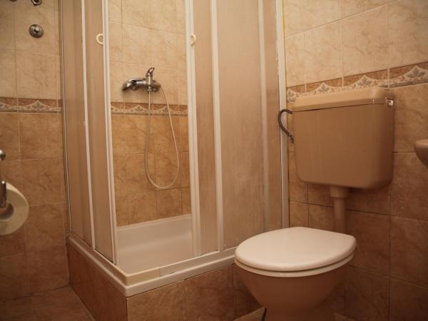 Apartments Kresan : photo 5 de la chambre studio avec balcon 