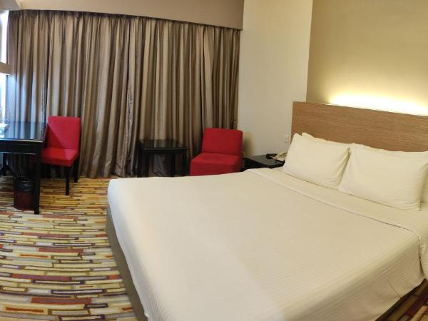 Harbour View Hotel : photo 4 de la chambre chambre lit king-size deluxe