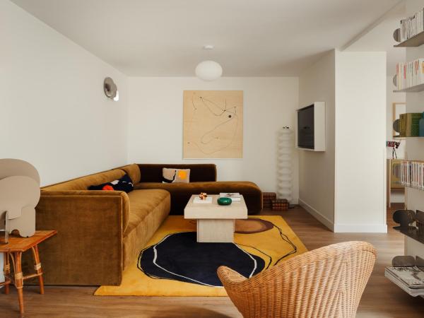 Edgar Suites Marais - Temple : photo 3 de la chambre appartement 2 chambres