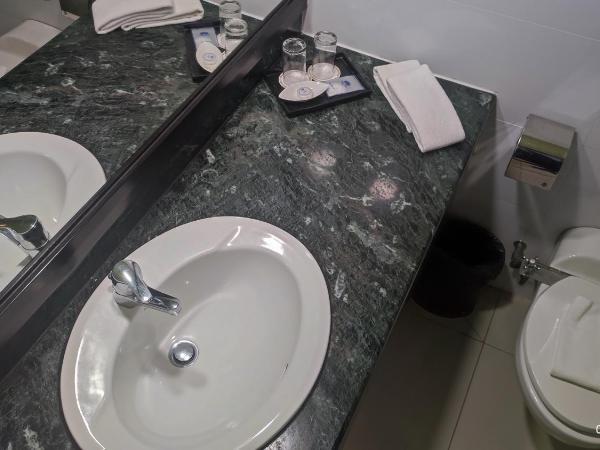 Harbour View Hotel : photo 4 de la chambre chambre lits jumeaux standard