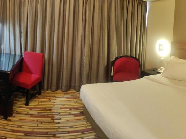 Harbour View Hotel : photo 3 de la chambre chambre supérieure lit queen-size