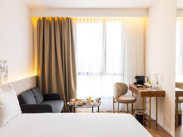 DIAGONAL HOTEL : photo 10 de la chambre suite