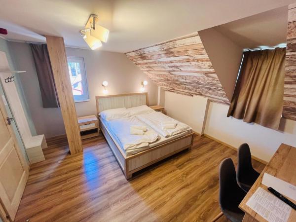 Mátyus Udvarház Kengyel Fogadó Eger : photo 2 de la chambre chambre double