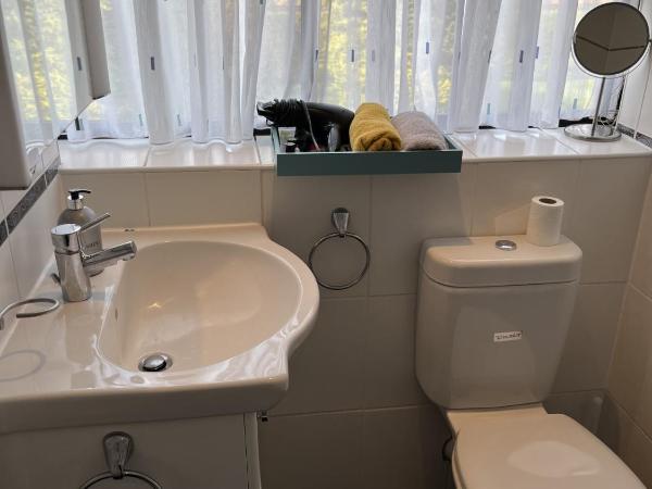 Fettes Rise : photo 3 de la chambre chambre double - vue sur jardin