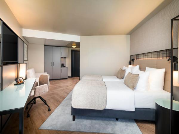 Leonardo Royal Hotel Frankfurt : photo 3 de la chambre chambre familiale quadruple