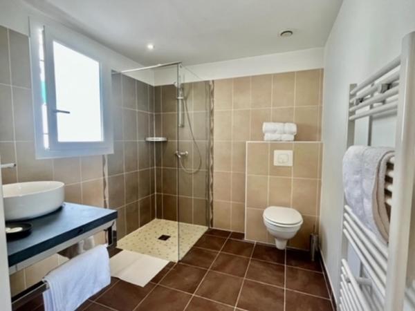 DOMAINE LOU BEL AZUR - Panoramique : photo 5 de la chambre appartement avec terrasse