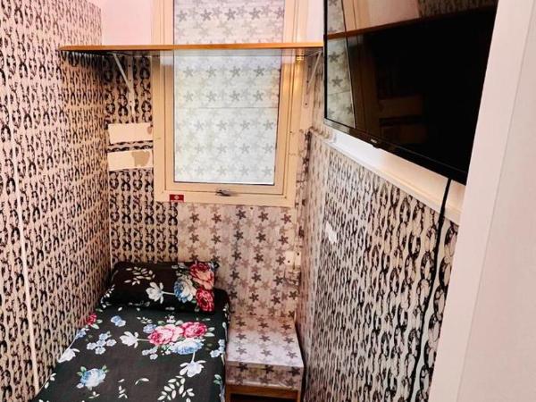 Single Private Partition close to Metro : photo 3 de la chambre chambre double