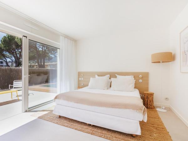 Belle Vue Hôtel : photo 5 de la chambre family room with private pool - garden view