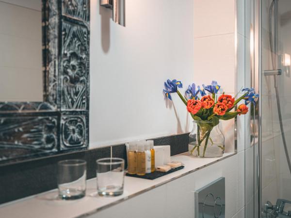 Hotel Julian : photo 5 de la chambre chambre double ou lits jumeaux