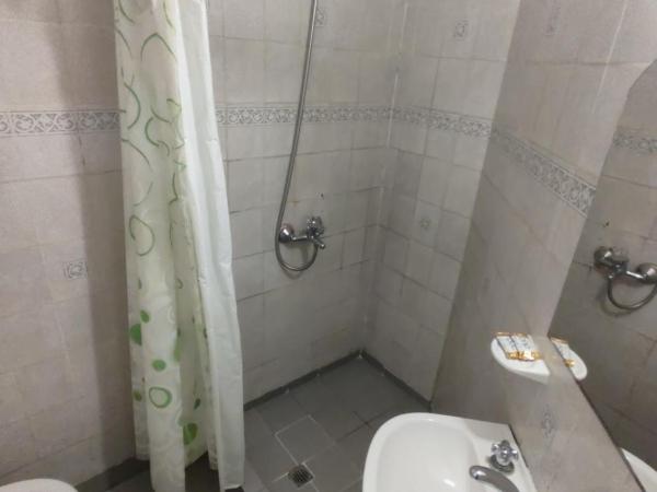 Hostal Vampayá : photo 3 de la chambre chambre double avec salle de bains privative