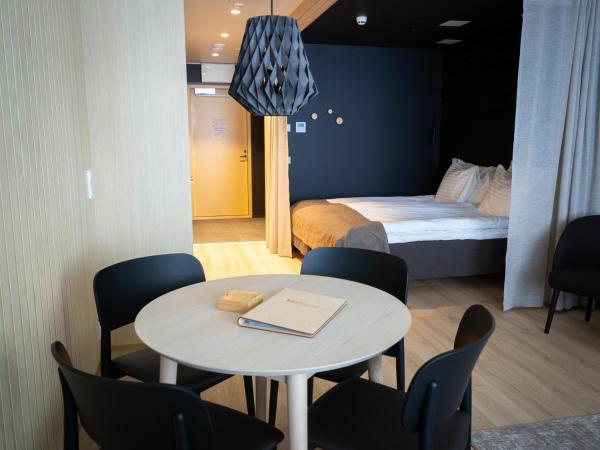 Nallikari Holiday Village - Aalto Seaside Apartments : photo 4 de la chambre chambre double standard