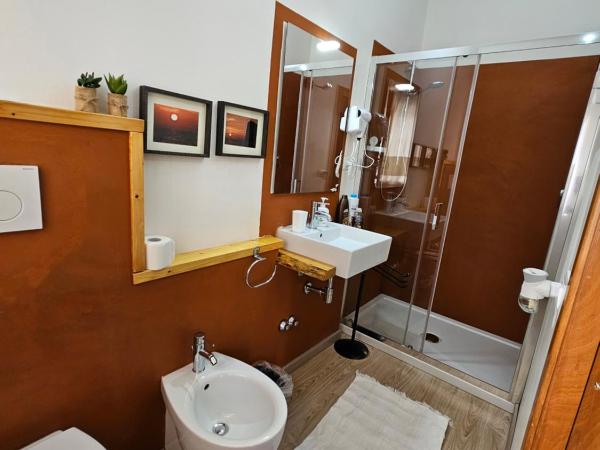 Antonhouse Alghero : photo 7 de la chambre chambre double supérieure