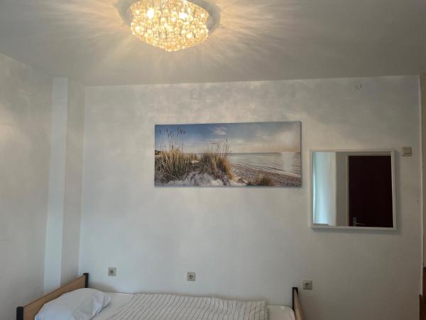 Waldschlösschen Ricklingen : photo 4 de la chambre chambre triple avec salle de bains