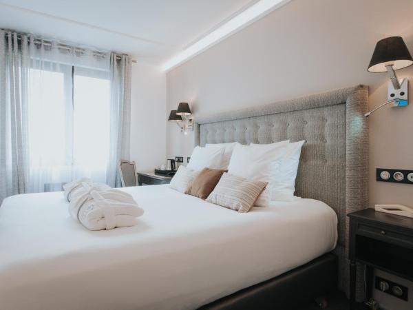 Hôtel Henry II Beaune Centre : photo 7 de la chambre chambre double standard