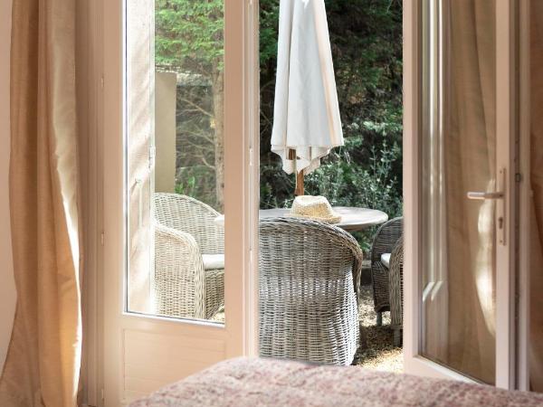 La Villa d'Andrea : photo 8 de la chambre studio supérieur - vue sur jardin 