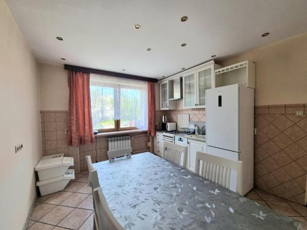 Hostel Rumiankowy Airport Hostel : photo 3 de la chambre chambre familiale