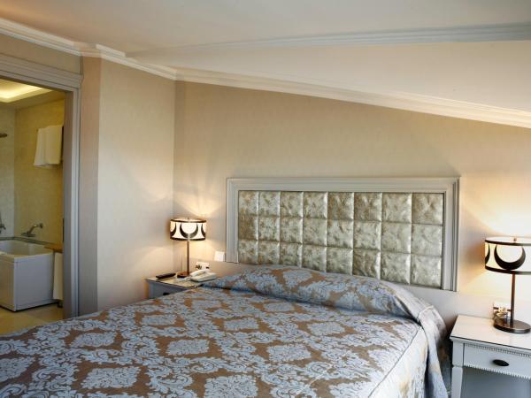 Fuat Pasa Oteli - Special Category Bosphorus : photo 5 de la chambre chambre double supérieure - vue sur mer