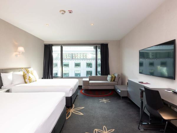 SkyCity Hotel Auckland : photo 1 de la chambre chambre lits jumeaux accessible aux personnes à mobilité réduite
