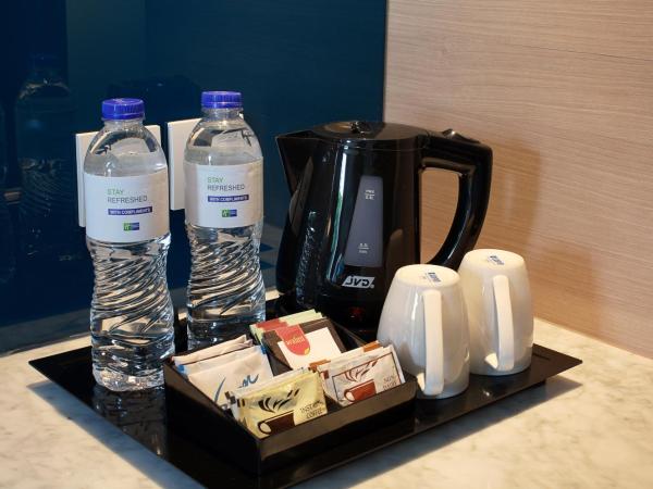 Holiday Inn Express Jakarta Wahid Hasyim, an IHG Hotel : photo 7 de la chambre chambre lits jumeaux standard