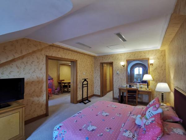 Qingdao Oceanwide Elite Hotel : photo 2 de la chambre suite parent-enfant