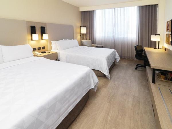 Holiday Inn Monterrey-Parque Fundidora, an IHG Hotel : photo 1 de la chambre chambre exécutive avec 2 lits queen-size - non-fumeurs