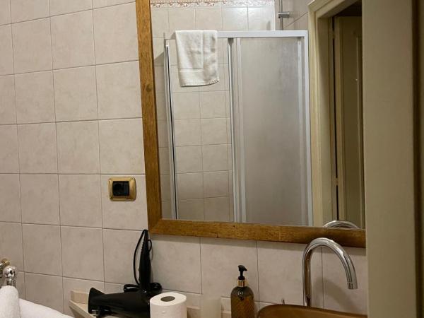 Ai Savoia B&B - Guest House : photo 4 de la chambre chambre double standard