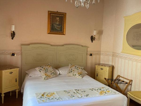 Ai Savoia B&B - Guest House : photo 2 de la chambre chambre double