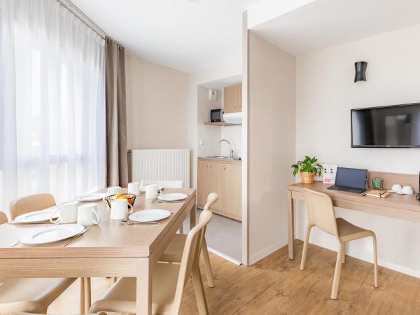 Appart'City Confort Angers : photo 4 de la chambre grand appartement