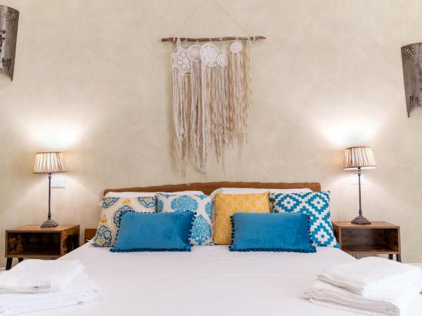 HOPESTEL Secret Garden Napoli : photo 5 de la chambre chambre familiale supérieure