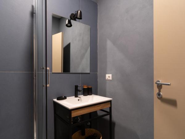 HOPESTEL Secret Garden Napoli : photo 2 de la chambre chambre familiale supérieure