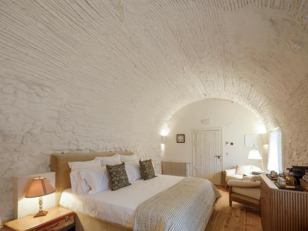 Castell de Vallgornera : photo 5 de la chambre chambre double deluxe