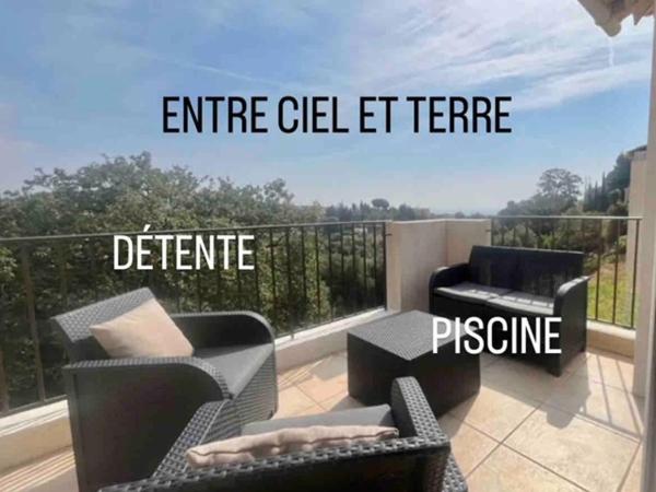 DOMAINE LOU BEL AZUR - Entre Ciel et Terre : photo 1 de la chambre appartement avec terrasse