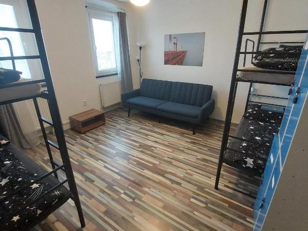 Schrott Bed&Beer : photo 1 de la chambre lit simple dans dortoir de 4 lits