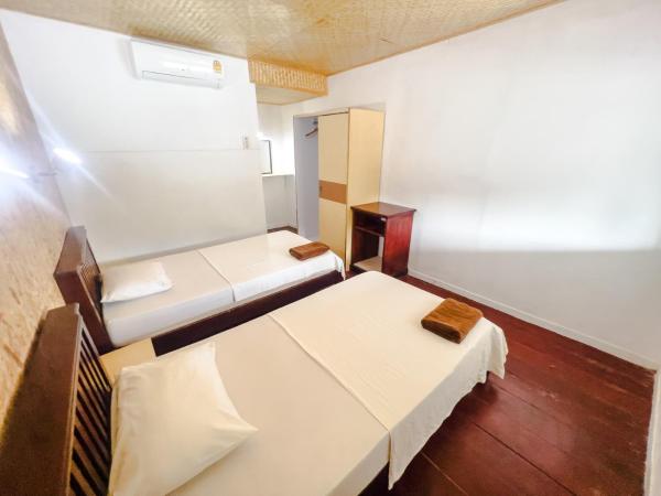 Lux Guesthouse : photo 6 de la chambre chambre lits jumeaux standard