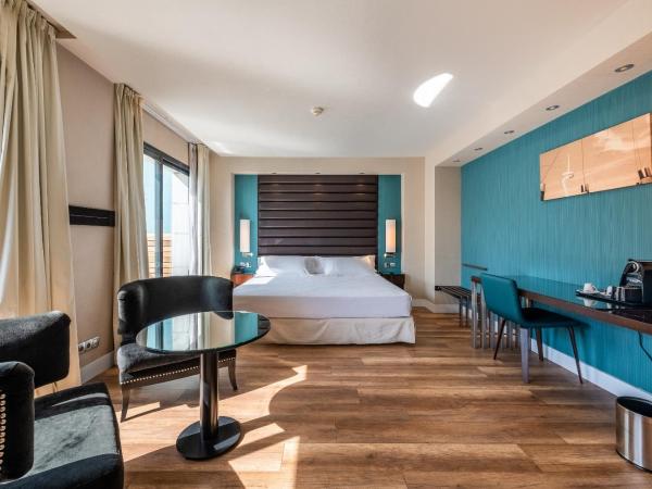 Pestana Arena Barcelona : photo 2 de la chambre suite junior avec terrasse