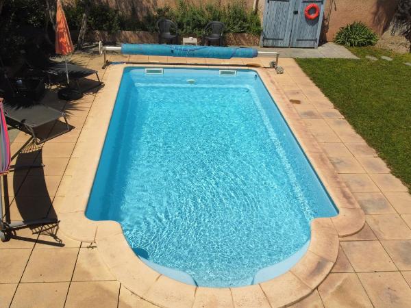 Studio Tranquillo avec piscine et salle de sport : photo 3 de la chambre chambre triple confort avec douche