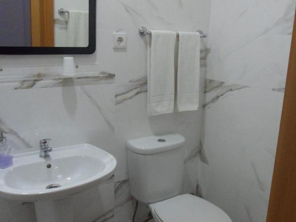 Guest house D. Filipe I : photo 5 de la chambre petite chambre double