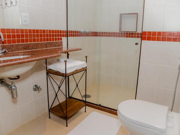 Pousada Peninsula de Buzios : photo 6 de la chambre chambre lit king-size avec balcon