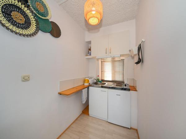 The Lazy Monkey Hostel & Apartments : photo 4 de la chambre studio - vue sur montagne