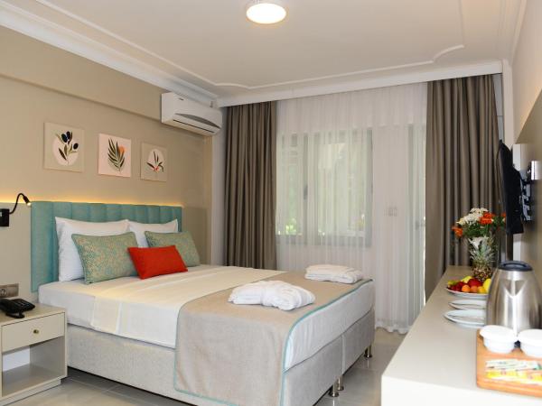ROSE GARDEN PREMIUM : photo 2 de la chambre chambre double ou lits jumeaux standard avec balcon
