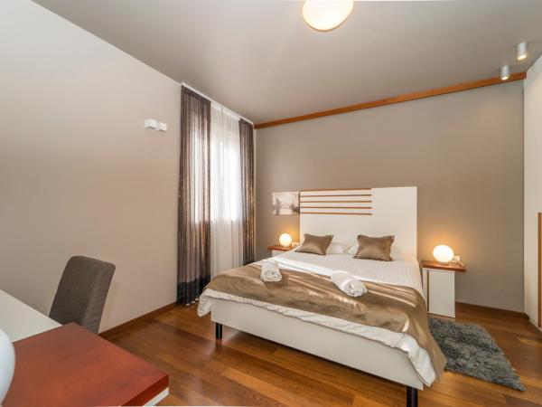 Luxury Rooms and Apartment Silente Bacvice : photo 2 de la chambre chambre double deluxe