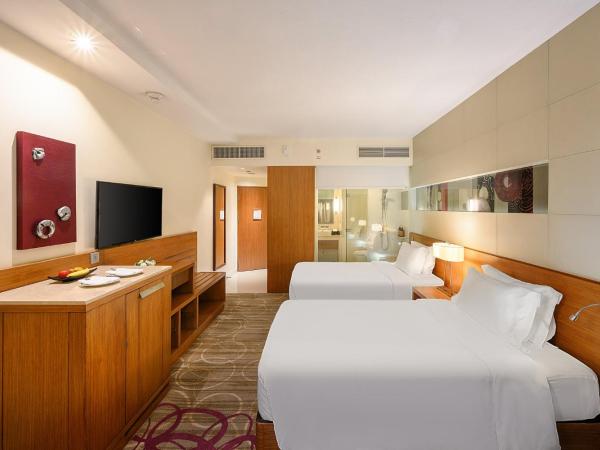 Centara Grand at Central Plaza Ladprao Bangkok : photo 3 de la chambre chambre lits jumeaux club deluxe