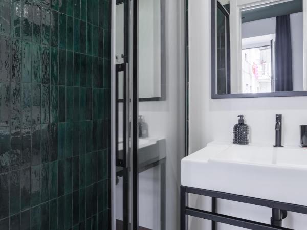 Weaver Suites By Dimorra : photo 6 de la chambre chambre double ou lits jumeaux avec salle de bains privative