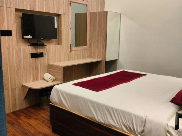 Hotel Anand Villa : photo 4 de la chambre chambre double premier