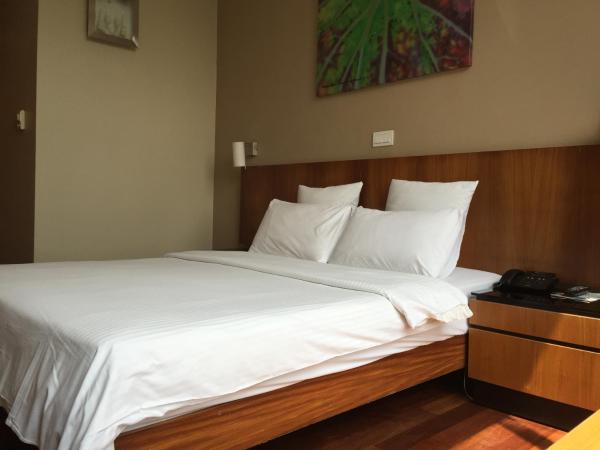 Siloso Beach Resort - Sentosa : photo 1 de la chambre chambre deluxe communicante