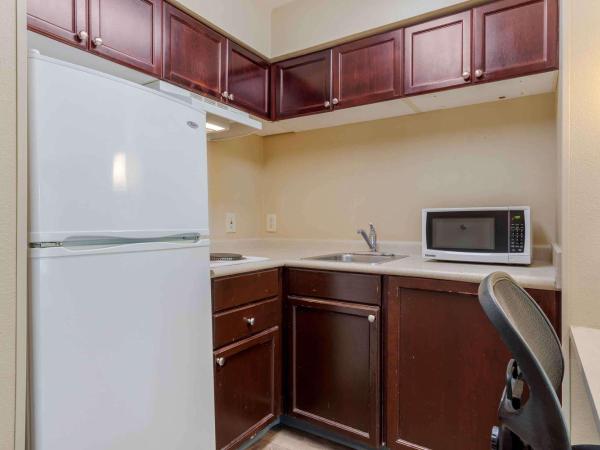 Extended Stay America Suites - Orlando - Maitland - Summit Tower Blvd : photo 8 de la chambre suite 1 chambre avec deux lits doubles - non-fumeurs