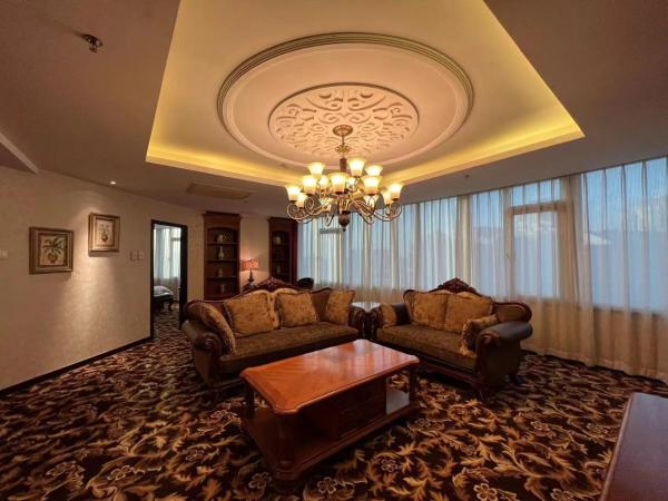 Howard Johnson Paragon Hotel Beijing Central : photo 3 de la chambre classic suite(30% discount in chinese restaurant except drinks)