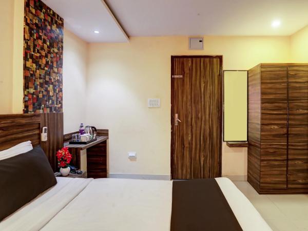 Super Hotel O 16428 Hotel Vaishnavi Inn : photo 1 de la chambre chambre double deluxe