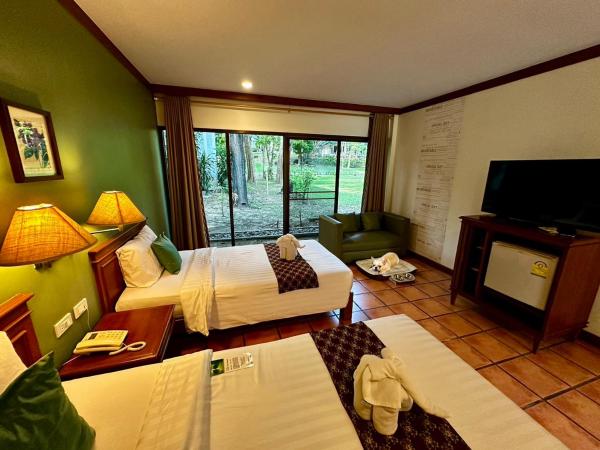 Comsaed River Kwai Resort : photo 4 de la chambre garden wing - pet friendly