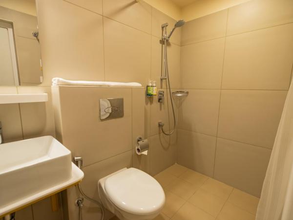 Bloom Hotel - Richmond Road : photo 6 de la chambre chambre lit king-size deluxe